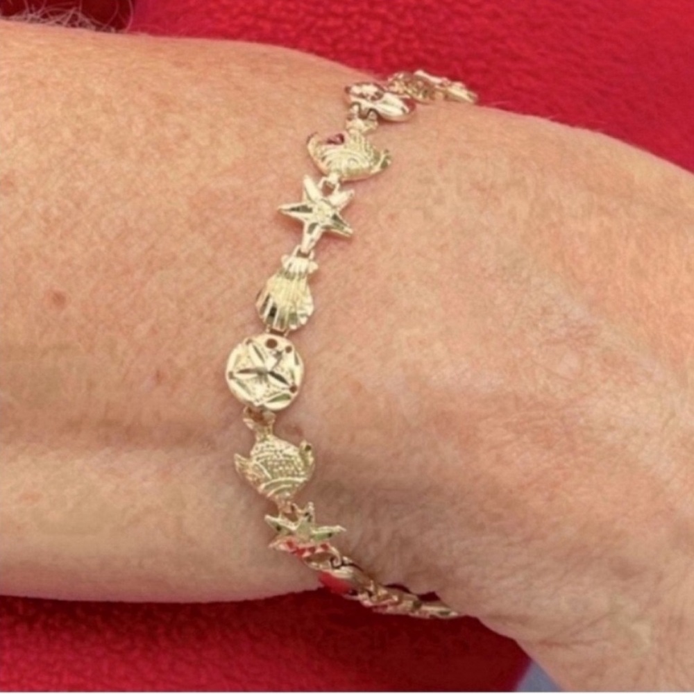14k Gold Seashell Starfish Sand Dollar Bracelet
